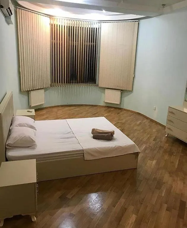 Ekm Hotel Bakú